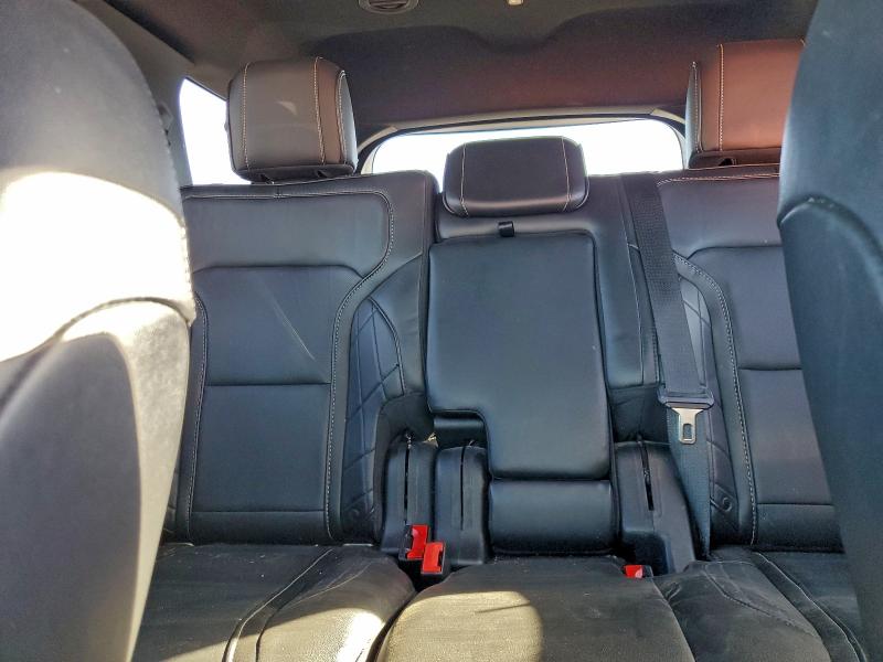 Фото 10 - FORD EXPLORER