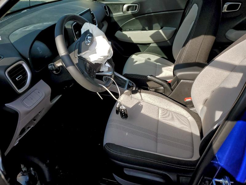 Фото 7 - HYUNDAI VENUE