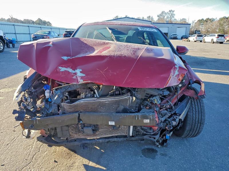 Фото 5 - HYUNDAI ELANTRA