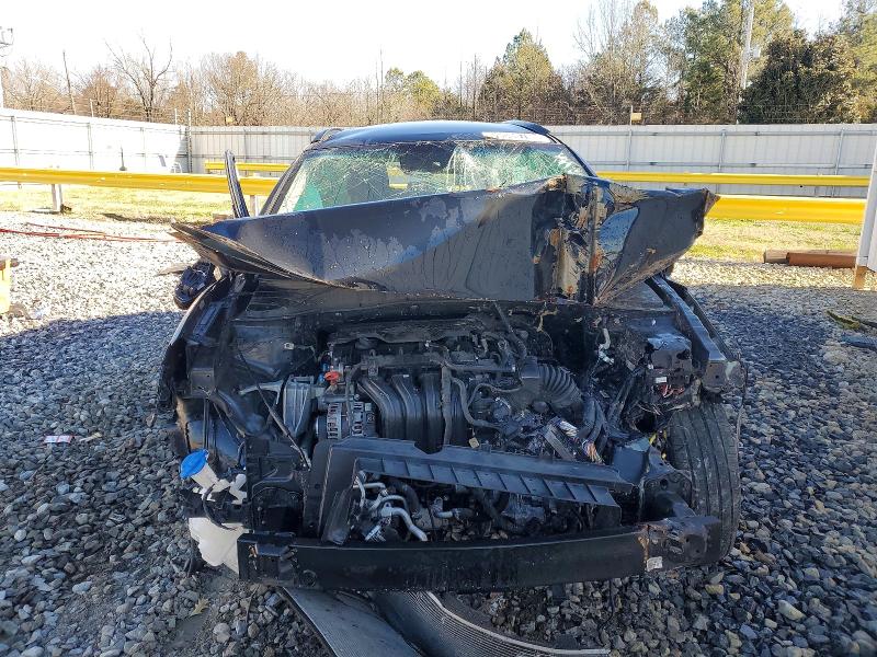 Фото 5 - HYUNDAI KONA