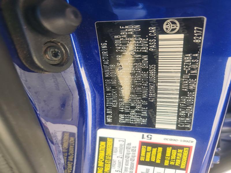 Фото 13 - TOYOTA CAMRY