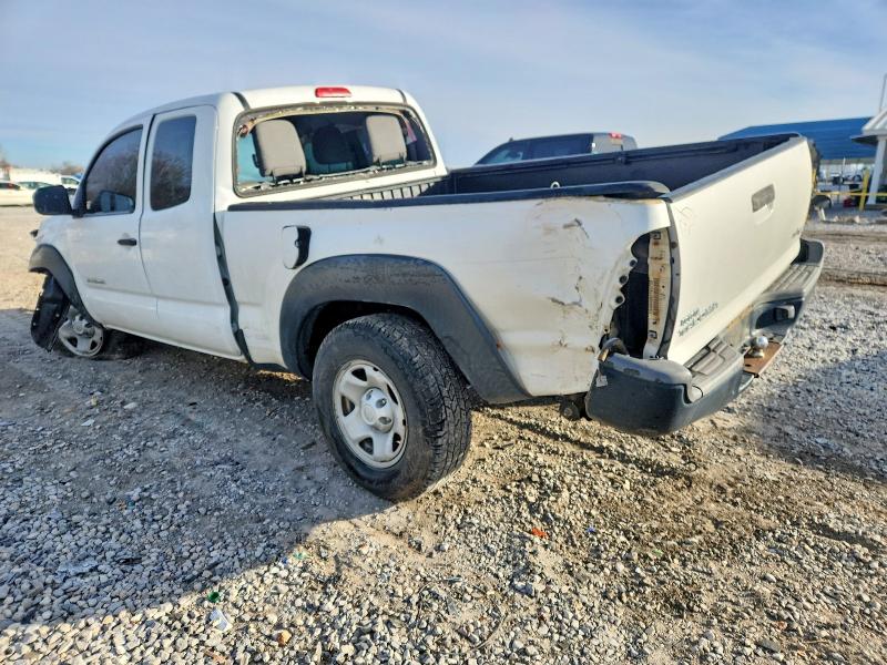 Фото 2 - TOYOTA TACOMA