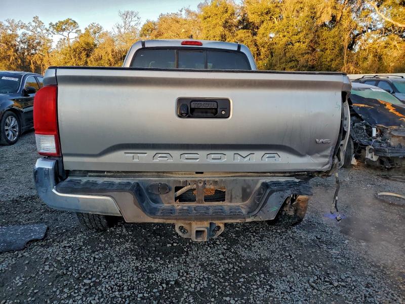 Фото 6 - TOYOTA TACOMA