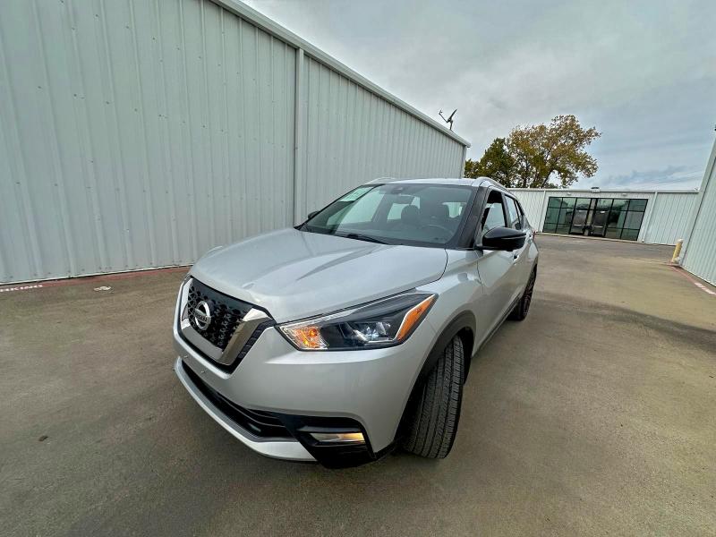 Фото 2 - NISSAN KICKS