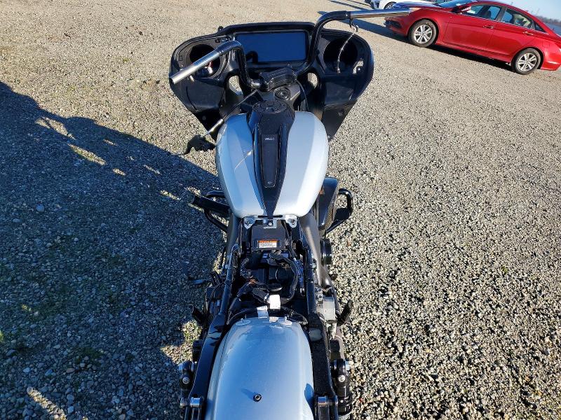 HARLEY-DAVIDSON FL 2024