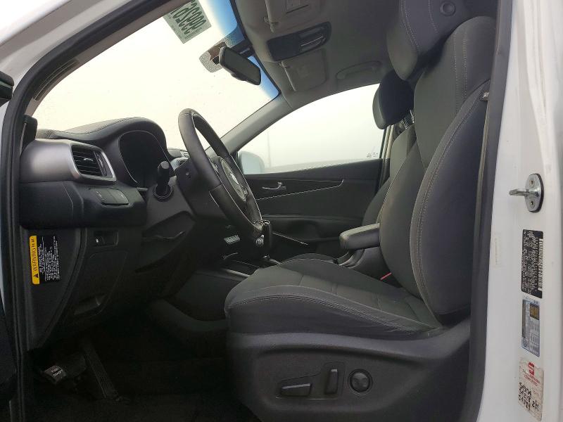 Фото 7 - KIA SORENTO