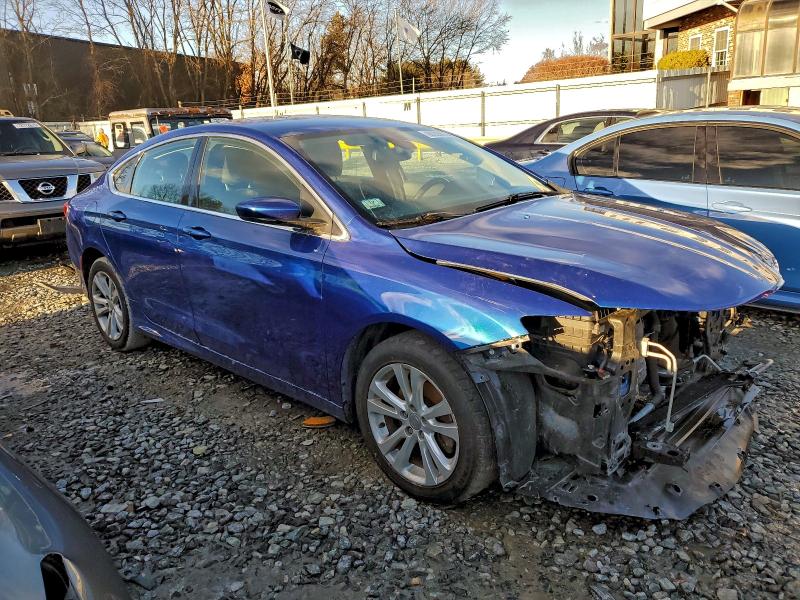 Фото 4 - CHRYSLER 200