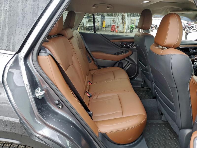 Фото 11 - SUBARU OUTBACK