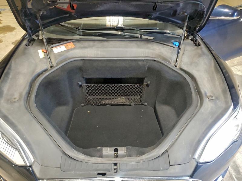 Фото 11 - TESLA MODEL S