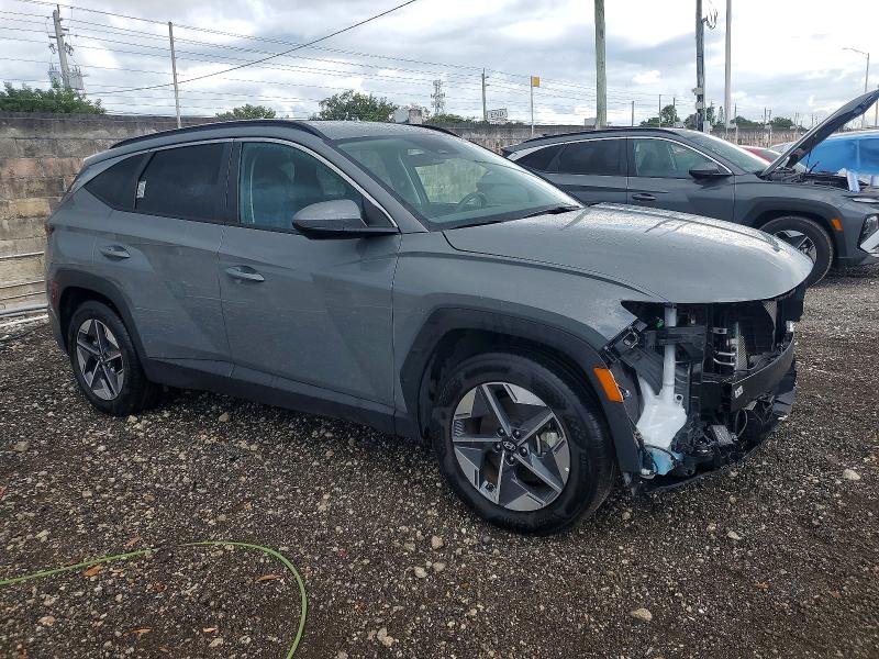 Фото 4 - HYUNDAI TUCSON