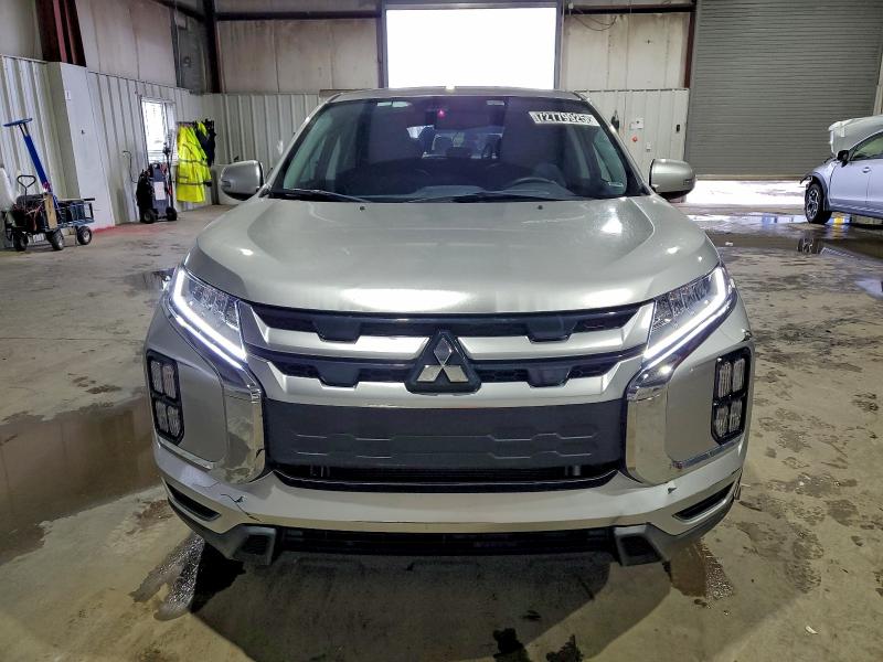 Фото 5 - MITSUBISHI OUTLANDER