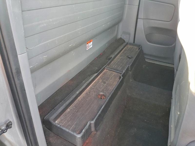 Фото 10 - TOYOTA TACOMA