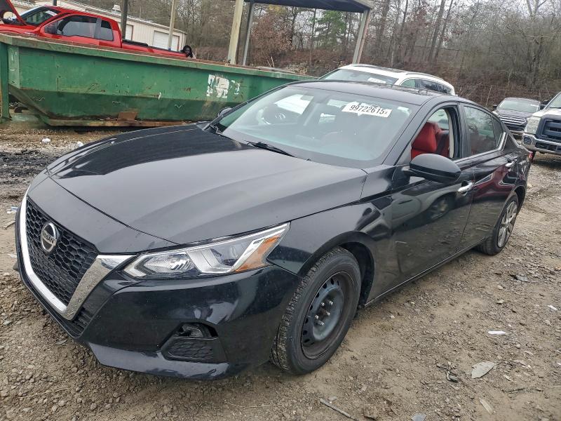 Фото 1 - NISSAN ALTIMA