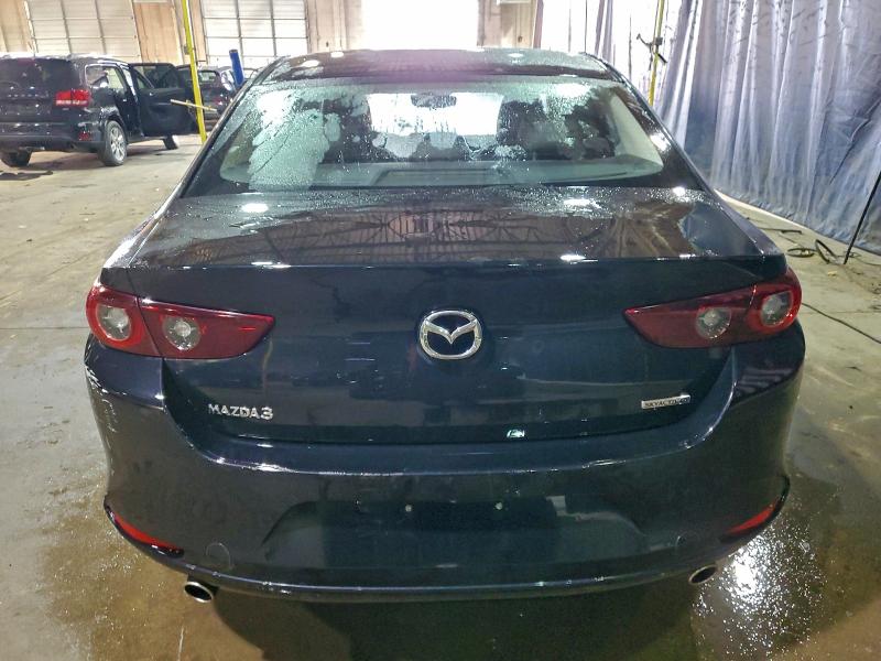 Фото 6 - MAZDA 3