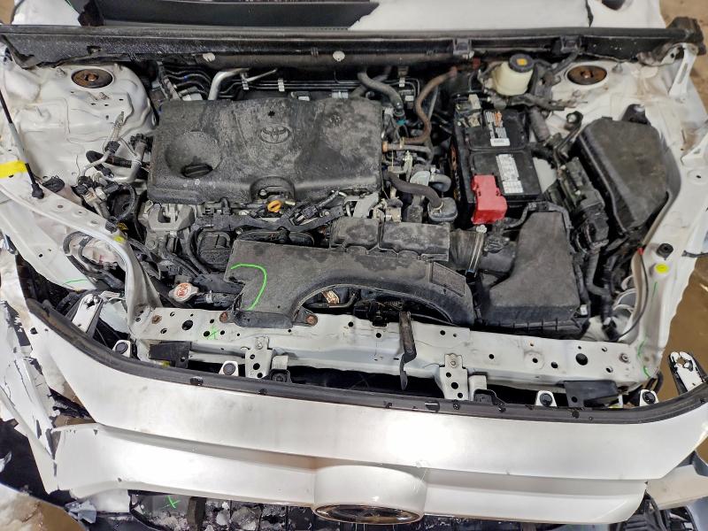 Фото 12 - TOYOTA RAV4