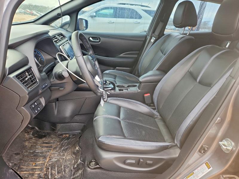 Фото 7 - NISSAN LEAF