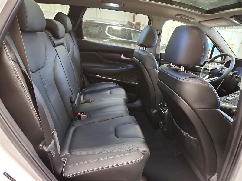 Фото 10 - HYUNDAI SANTA FE