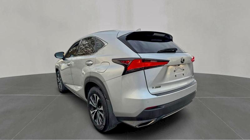 Фото 3 - LEXUS NX
