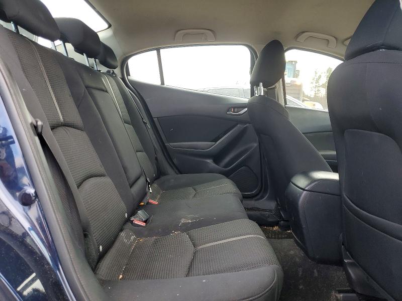 Фото 10 - MAZDA 3