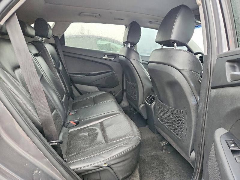 Фото 11 - HYUNDAI TUCSON