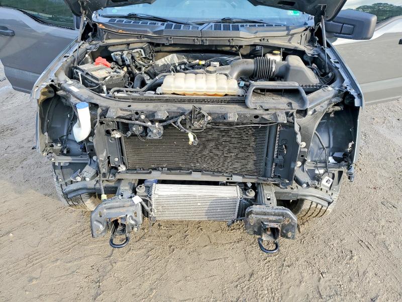 Фото 11 - FORD F-150