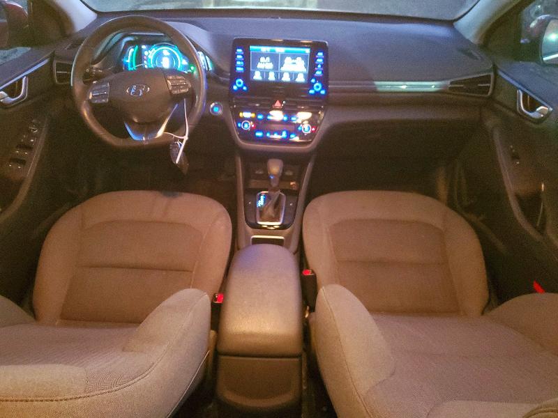 Фото 8 - HYUNDAI IONIQ