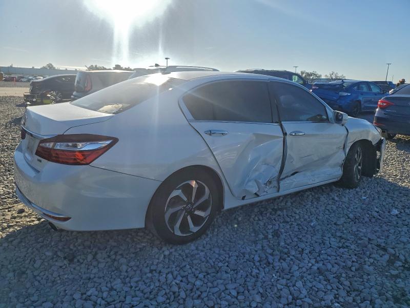 Фото 3 - HONDA ACCORD