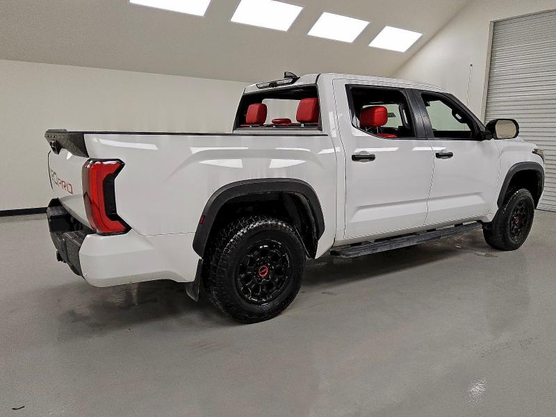 Фото 3 - TOYOTA TUNDRA