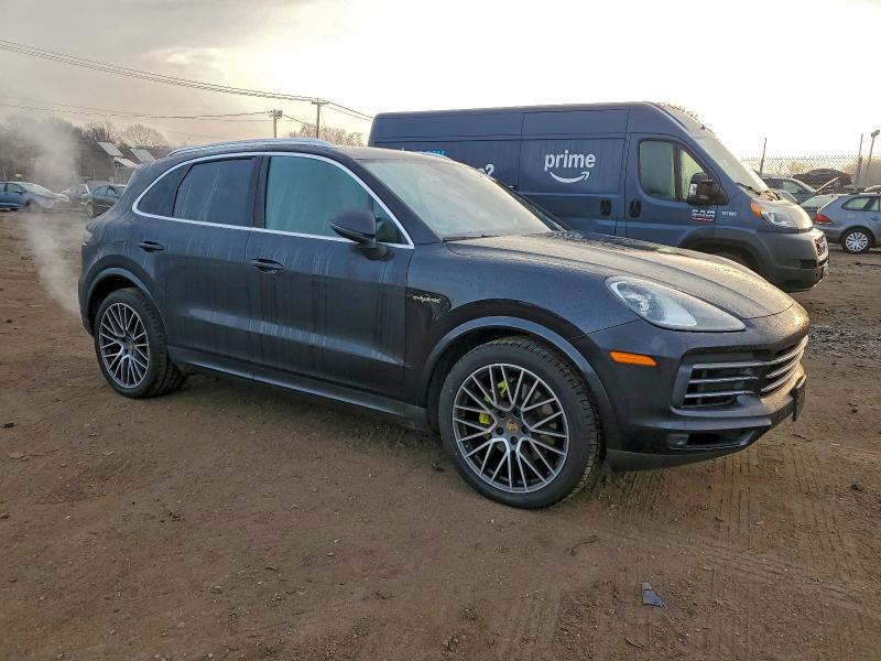 Фото 4 - PORSCHE CAYENNE