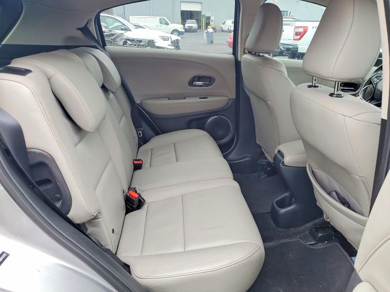 Фото 10 - HONDA HR-V