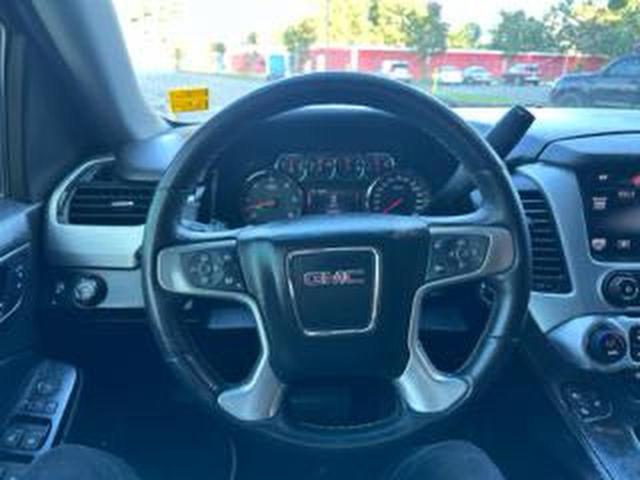 Фото 13 - GMC YUKON