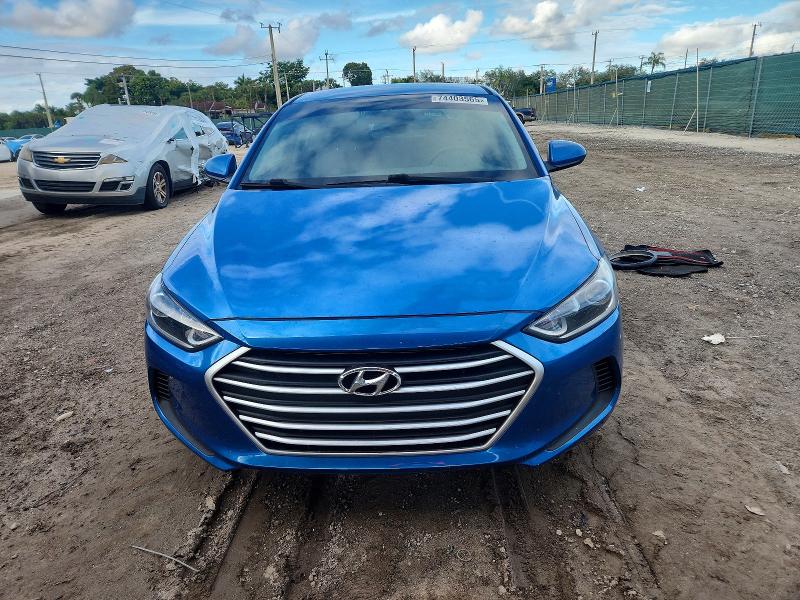 Фото 5 - HYUNDAI ELANTRA