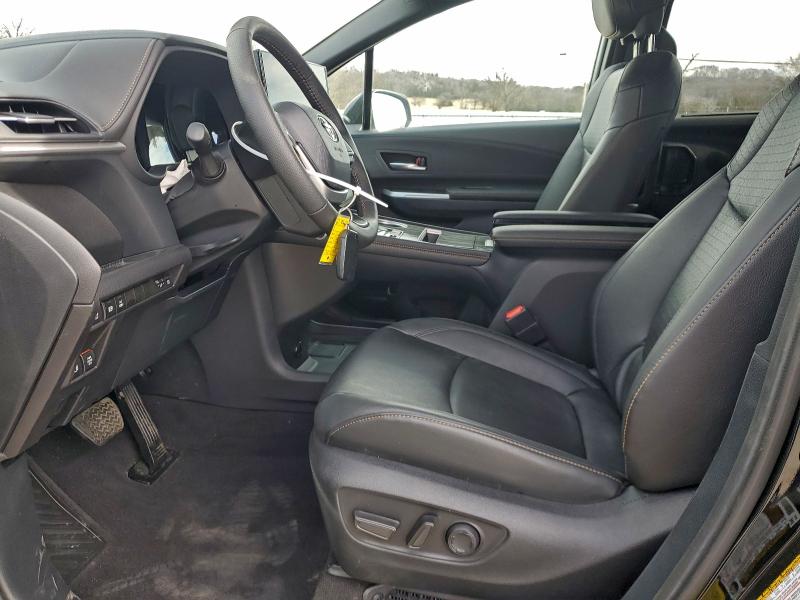 Фото 7 - TOYOTA SIENNA