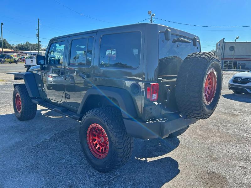 Фото 3 - JEEP WRANGLER