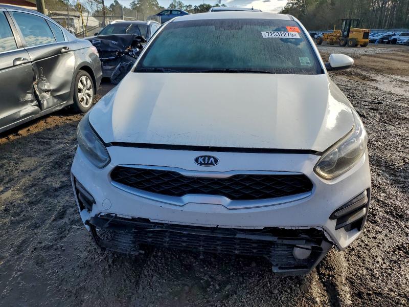 Фото 5 - KIA FORTE