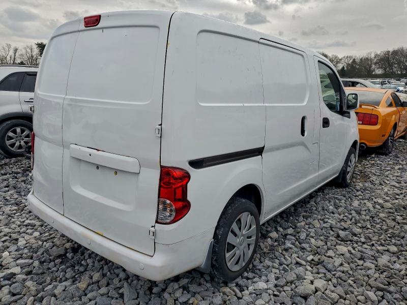 Фото 3 - NISSAN NV