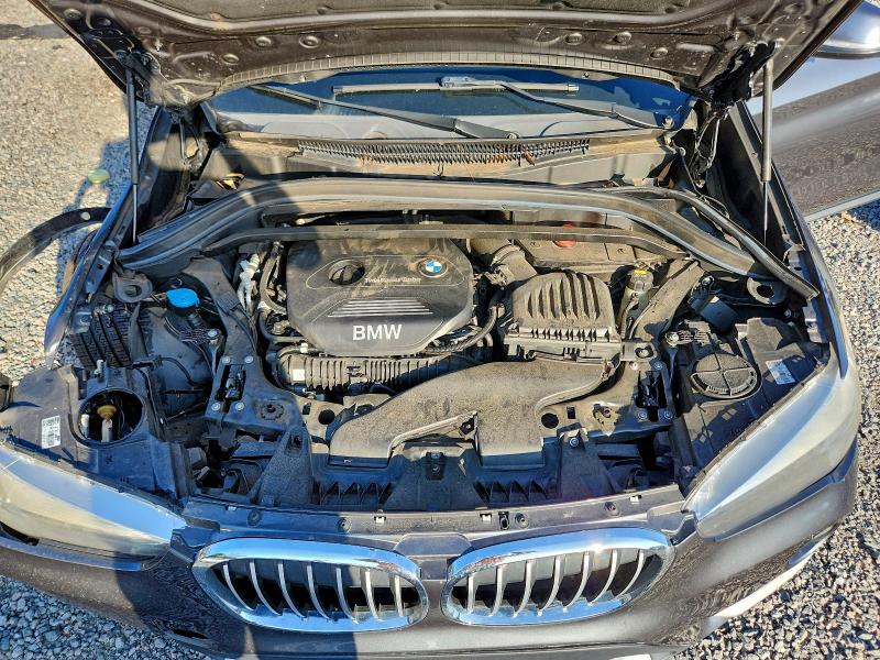 Фото 12 - BMW X1