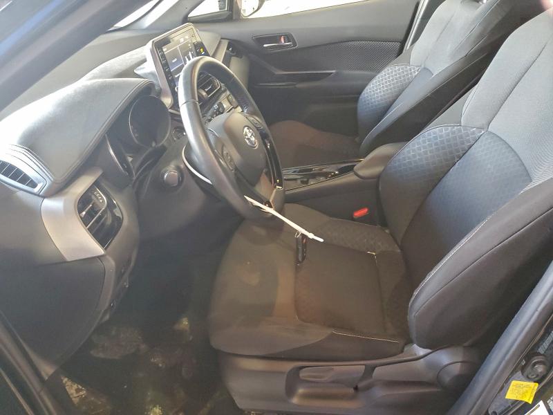 Фото 7 - TOYOTA C-HR