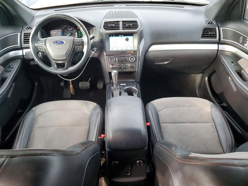 Фото 8 - FORD EXPLORER