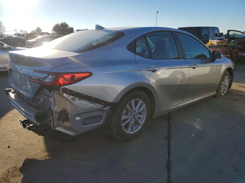 Фото 3 - TOYOTA CAMRY