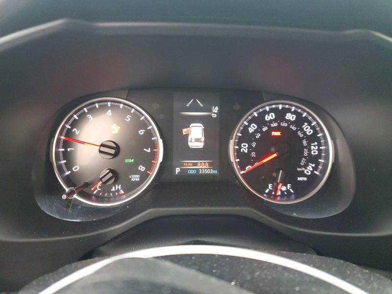 Фото 9 - TOYOTA RAV4