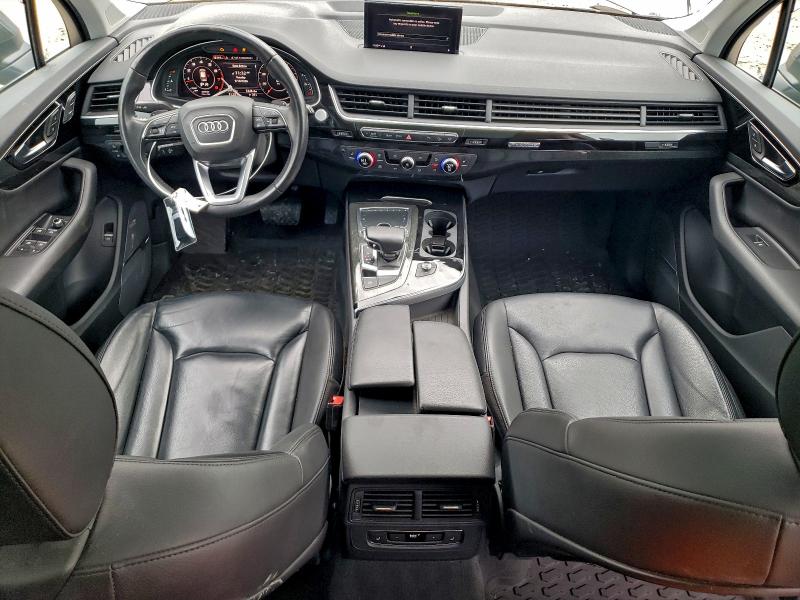 Фото 8 - AUDI Q7
