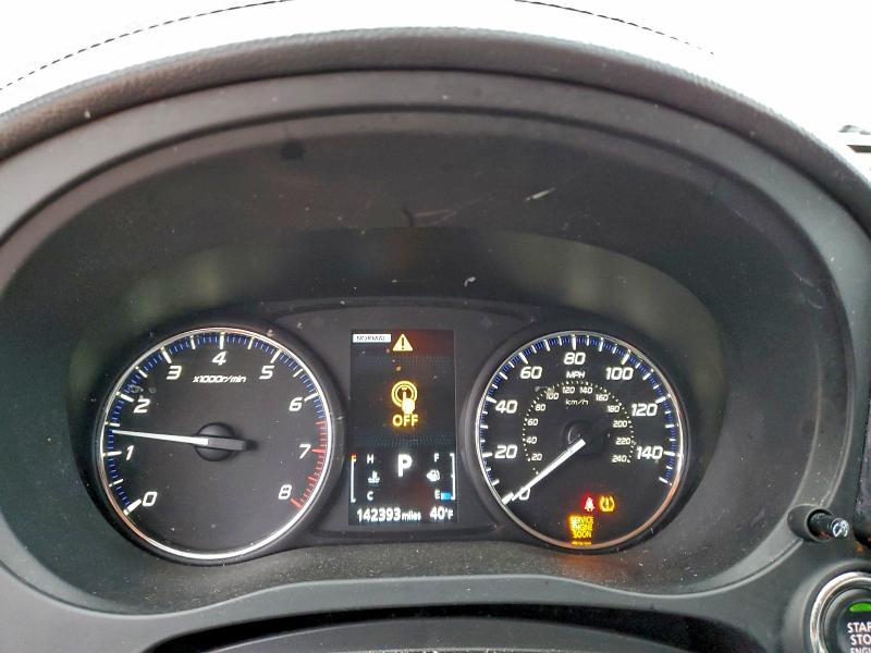 Фото 9 - MITSUBISHI OUTLANDER