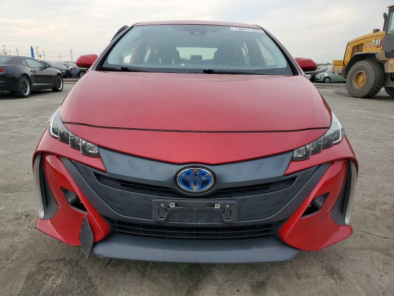 Фото 5 - TOYOTA PRIUS