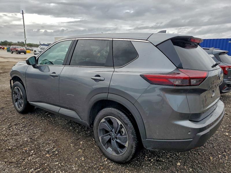 Фото 2 - NISSAN ROGUE