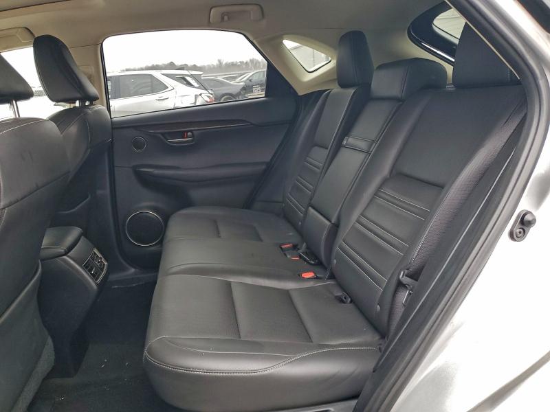 Фото 11 - LEXUS NX