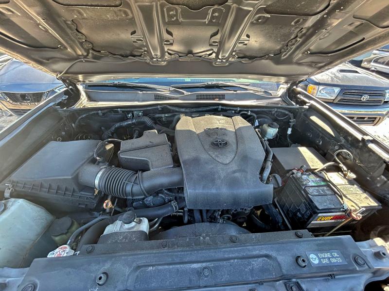 Фото 7 - TOYOTA TACOMA