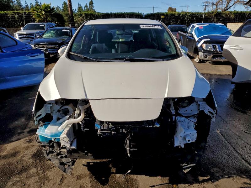 Фото 5 - NISSAN LEAF