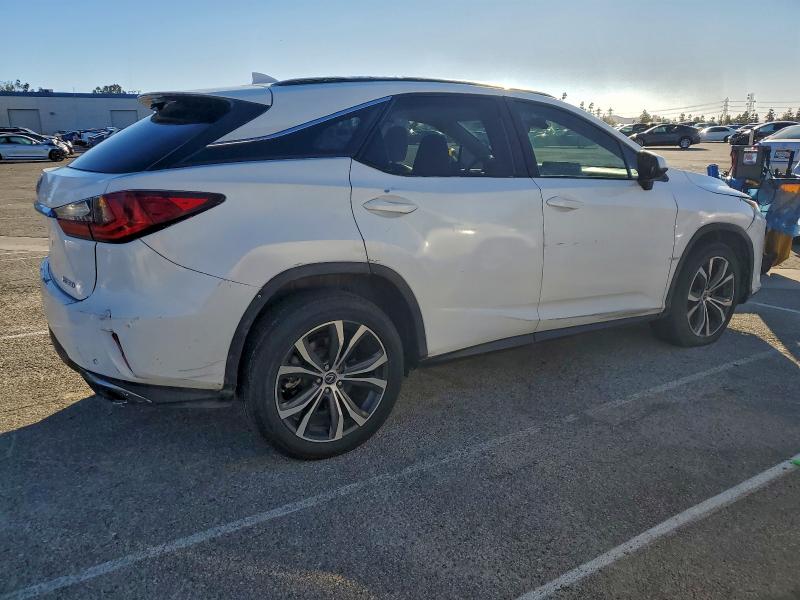 Фото 3 - LEXUS RX350