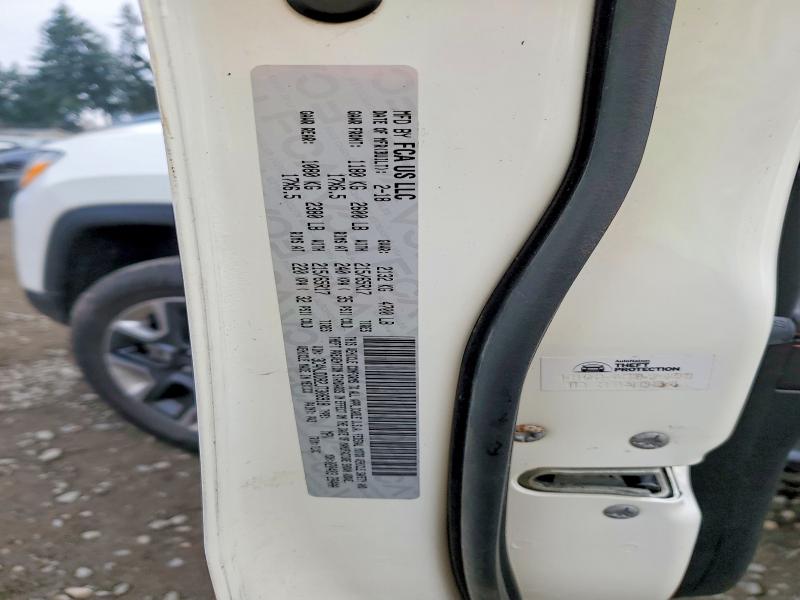 Фото 13 - JEEP COMPASS